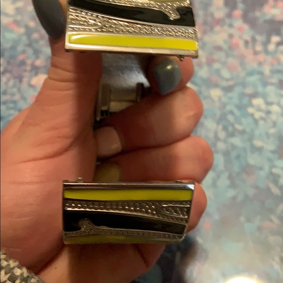 Unique bangle - Picture 2 of 3